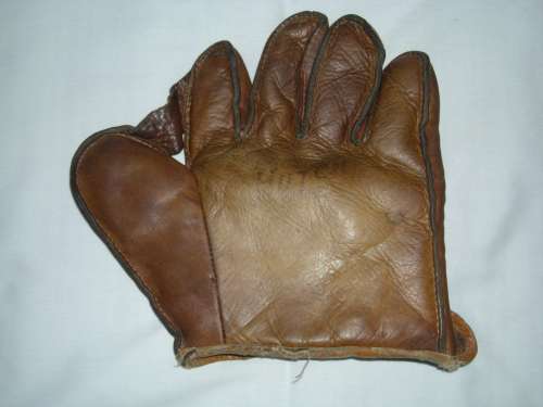 Hutch 21 1 Inch Web Front